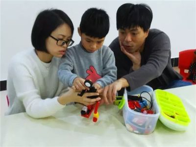 五年增長(zhǎng)十五倍，國(guó)內(nèi)機(jī)器人教育市場(chǎng)引領(lǐng)教育科技新浪潮